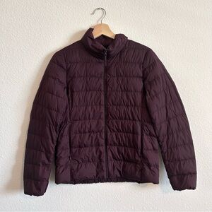 Uniqlo Ultra light Dark purple down puffer jacket - size small